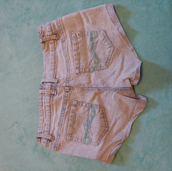 Lei Denim Shorts Junior size 11 Light Blue - Picture 1 of 4
